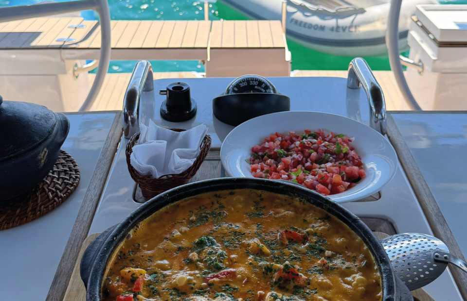O que comer em um charter: refeições práticas para fazer no barco