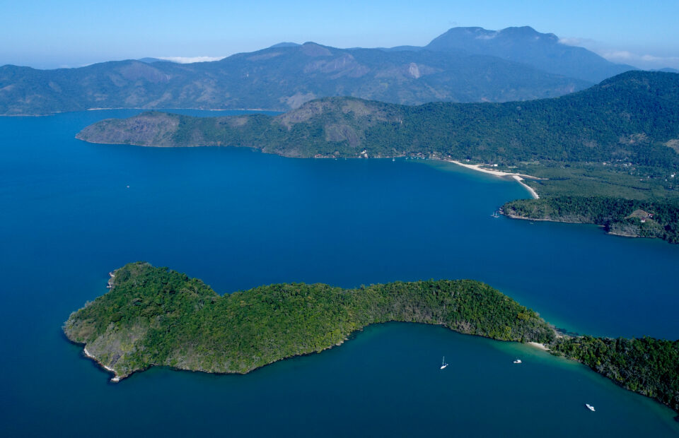 Roteiro de 4 dias em Paraty: o feriado ideal para viver uma experiência a bordo